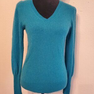 Halogen Women's Long Sleeve V-Neck Teal color 100%  Cashmere Sweater Size M.